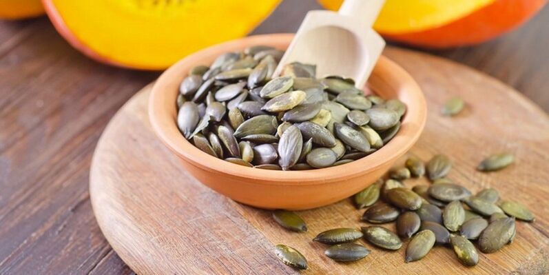 Pumpkin seeds used by a man daily strengthen potency